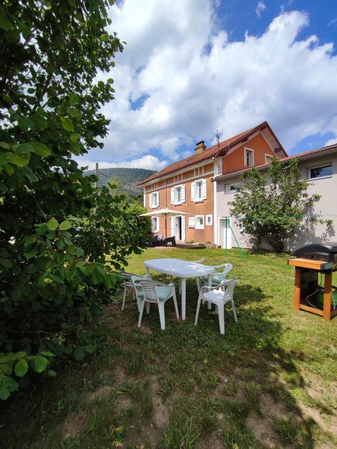 Gite Cosy Avec Avec Jardin Et Parking Privatifs - Hautes Vosges Saint-Ame Bagian luar foto